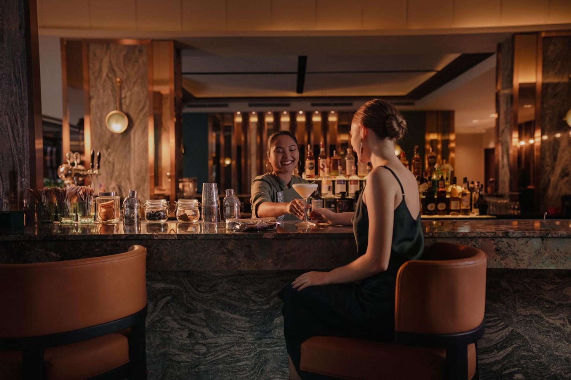 Nysa Hotel Bangkok Sukhumvit 11 المظهر الخارجي الصورة The Bar